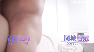 【麻豆传媒】nhav-032 约炮风骚御姐小淫娃-小白